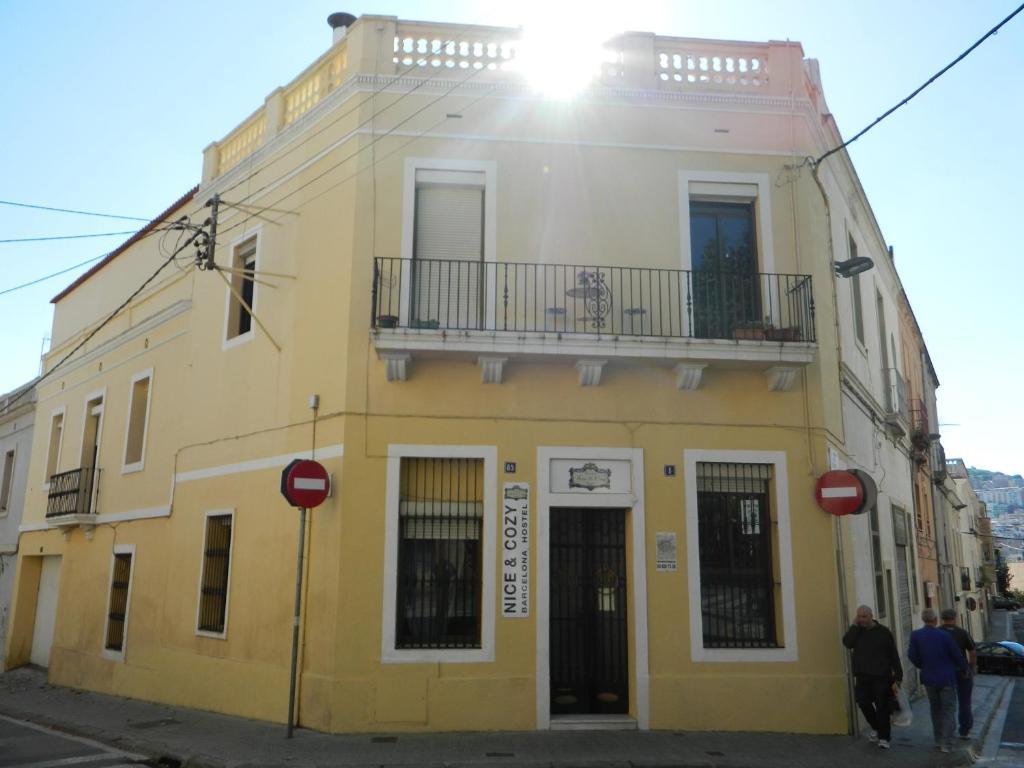 Barcelona Nice & Cozy Residencia De Estudiantes Exterior foto